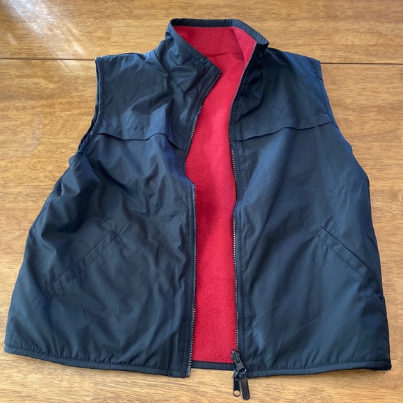 Reversible vest - Picture 1 of 3